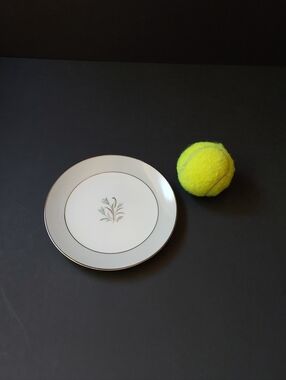Vintage Noritake Bone China Bluebell 6.25” diameter BREAD Plate (1)